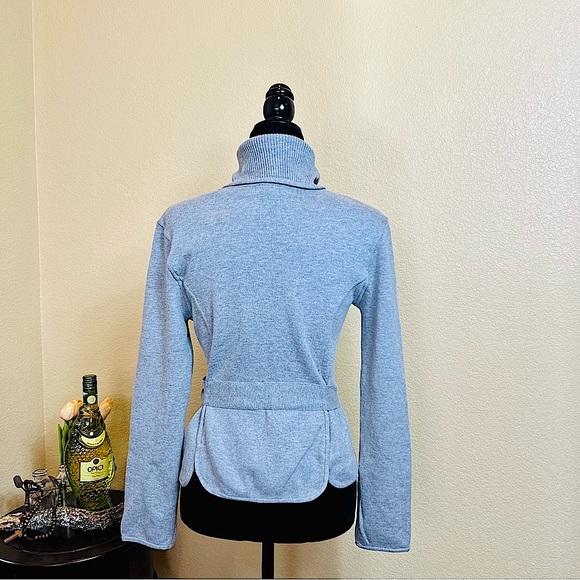 Sweater Wrap fit gray Sweater - Picture 2 of 5